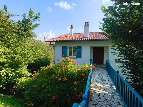 Maison 6 pièces 197 m² 