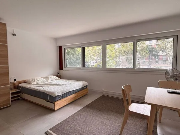 Appartement 1 pièce 53 m² 