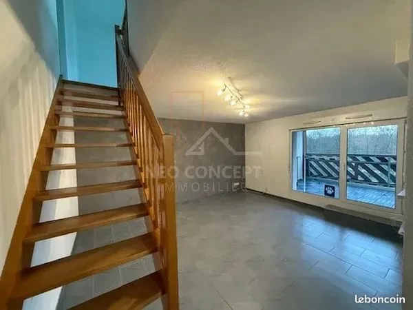 Appartement 3 pièces 77 m² 
