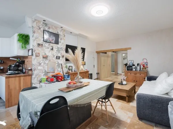 Appartement de 3 pièces principales 