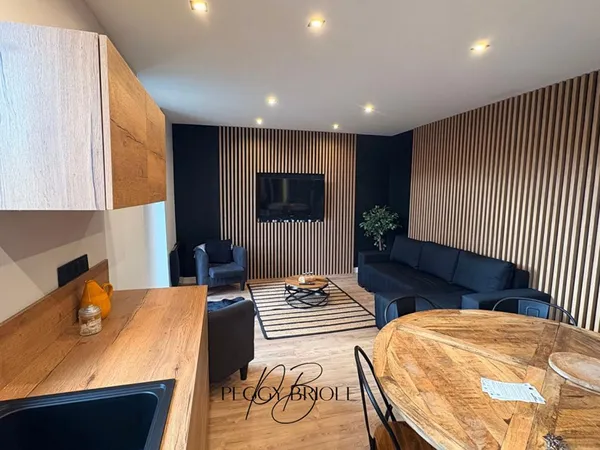 Appartement entièrement rénové 