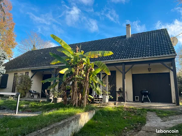 Maison de Plain-Pied à Vesly (27870) - 100m², 3 Chambres sur 1 200 m² 