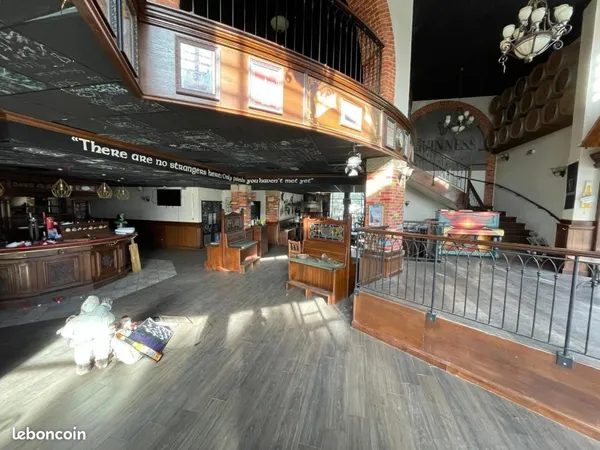 Local commercial 540 m² 