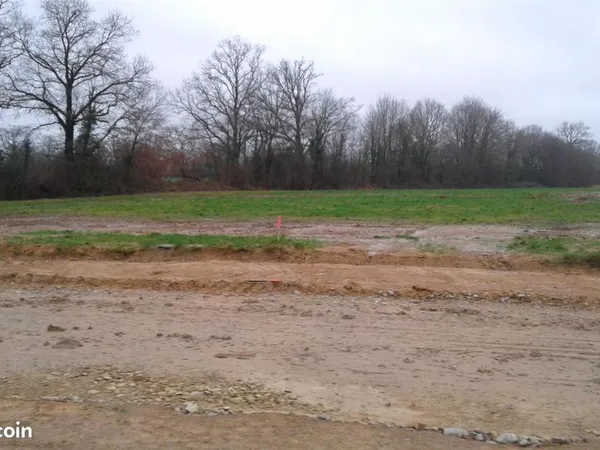 Terrain 950 m² Noaillan 