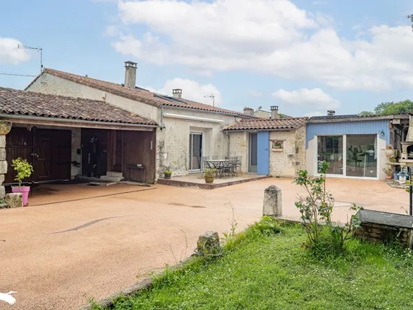 Maison charentaise 5 pièces 130 m² 