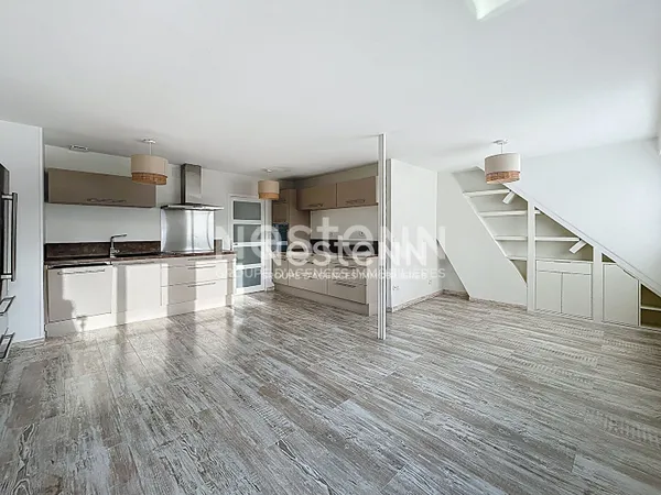 Appartement hypercentre Dreux 3 pièces, toutes commodités à pieds, entièrement rénové 78 m² 