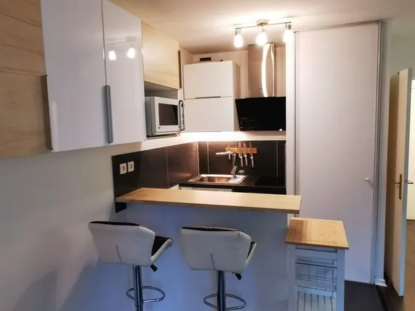 MONTROUGE - Studio coup de coeur avec loggia fermée + option parking - 34 m² utiles 