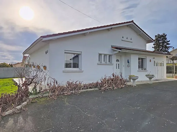 Maison de plain-pied 4 pièces 129 m² 