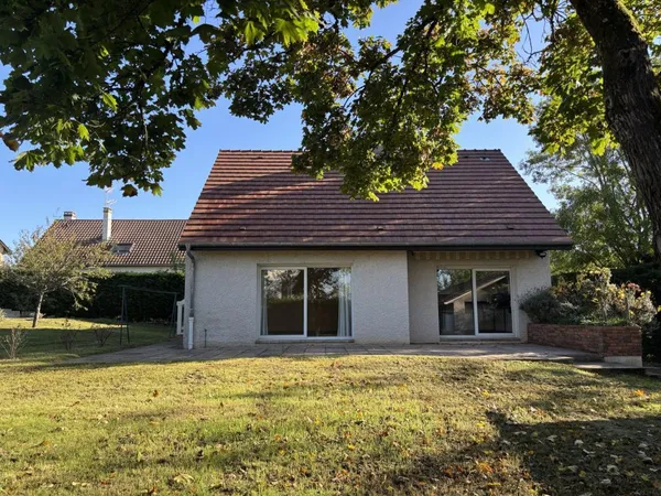 MESSIGNY-ET-VANTOUX MAISON FAMILIALE 