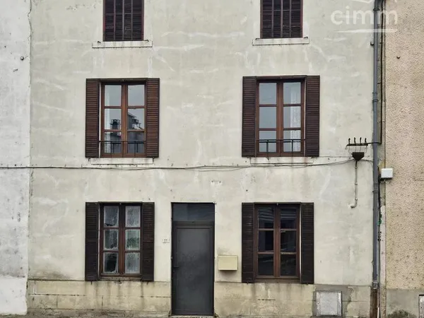 Maison de ville 10 pièces 196 m² 