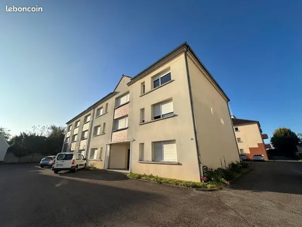 Studio 1 pièce 26 m² 
