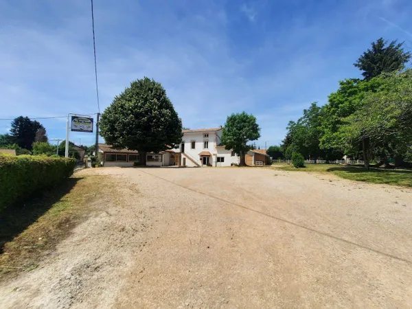 Maison 10 pièces 300 m² 