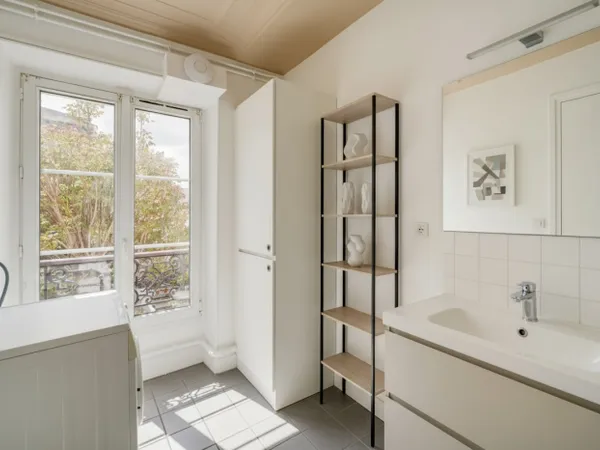 APPARTEMENT 4 PIECES BALCON 