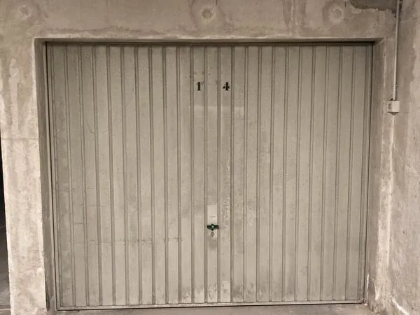 Location garage fermé 