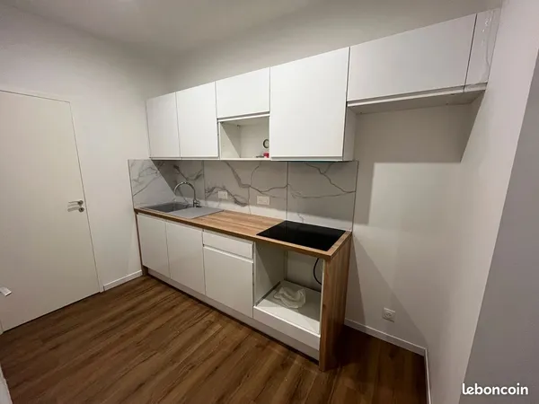 🏠 T2 de Charme - 30 m² - Rénovation Neuve & Poutres Apparentes 