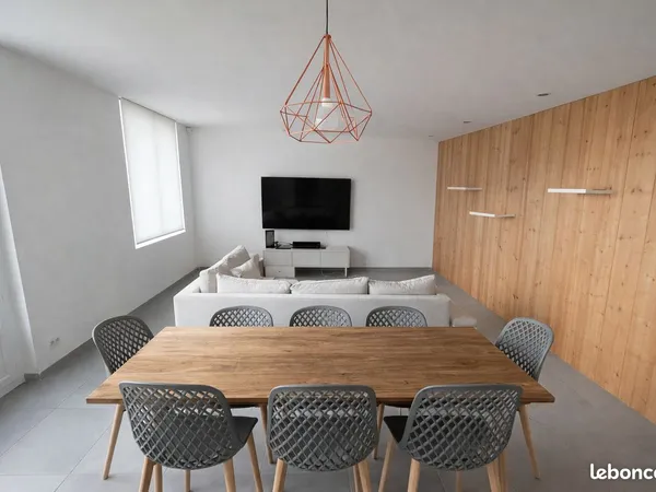 Appartement meublé 80 m² - Terrasse - Centre Oraison 