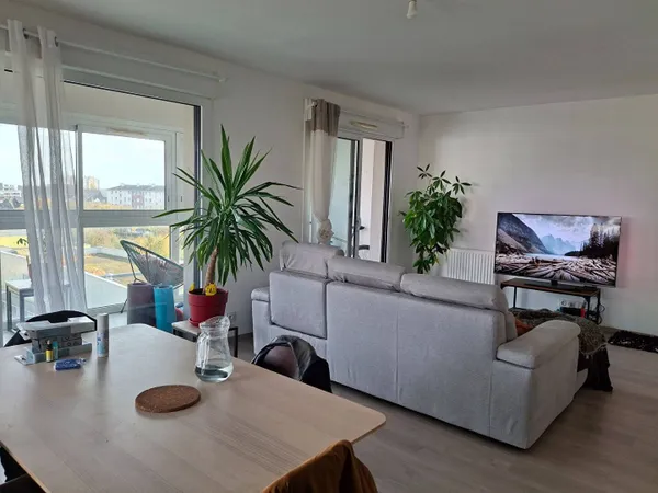 Appartement 4 pièces 82 m² 