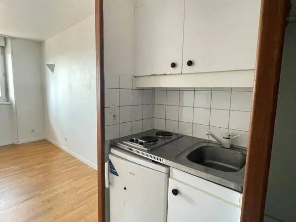 Studio 1 pièce 19 m² 