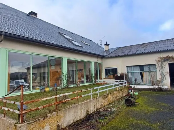 Maison 10 pièces 190 m² 