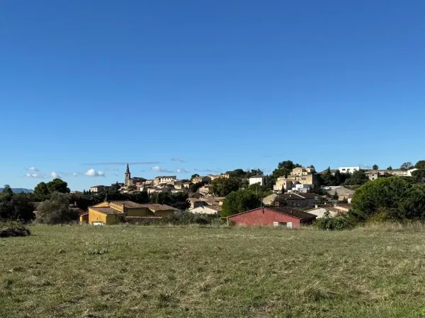 Terrain 270 m² 