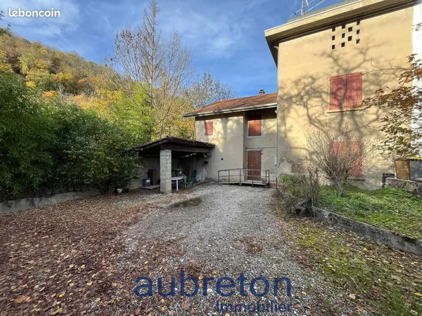 Maison 6 pièces 130 m² 