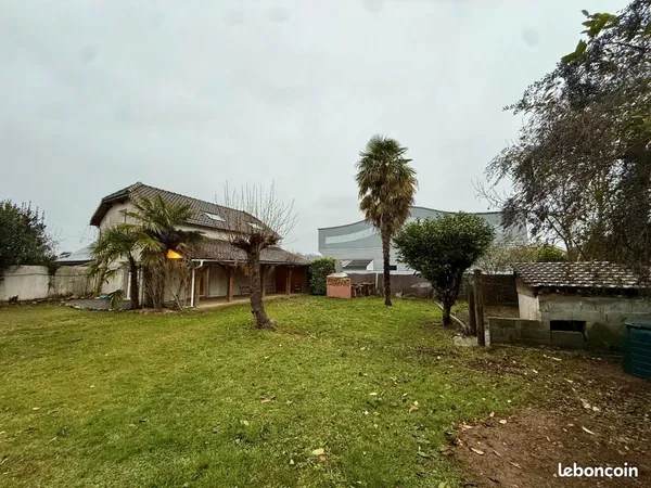 Maison à louer - Pontacq 