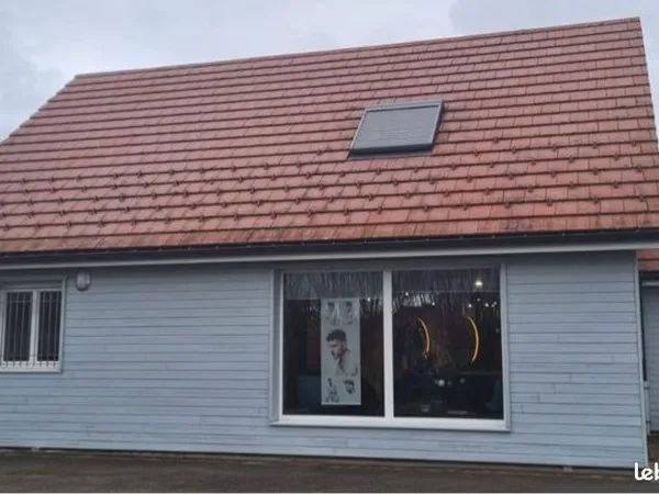 Maison et /ou surface commerciale 