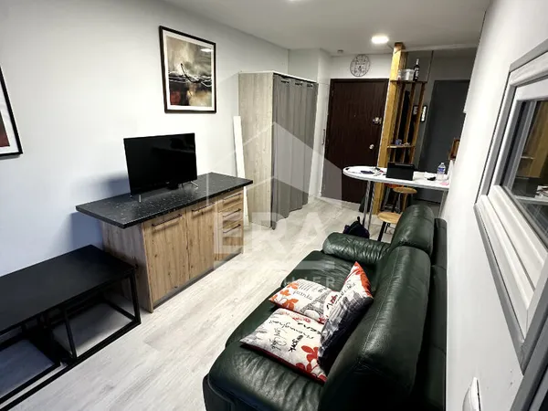 Studio 1 pièce 31 m² 