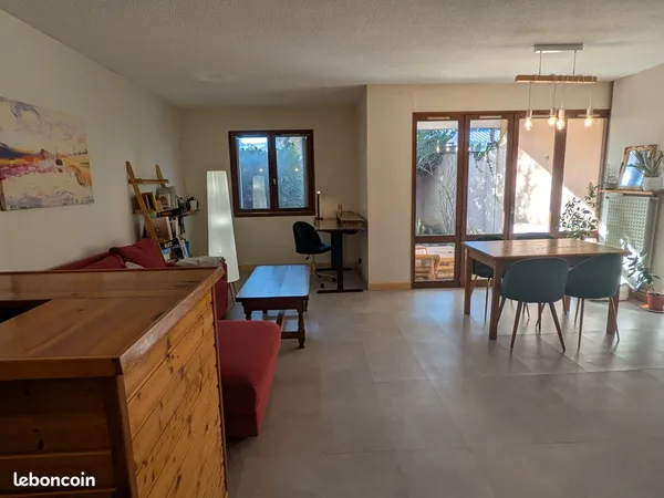 Appartement - 3 pièces - 71 m²- Jardin - Garage 