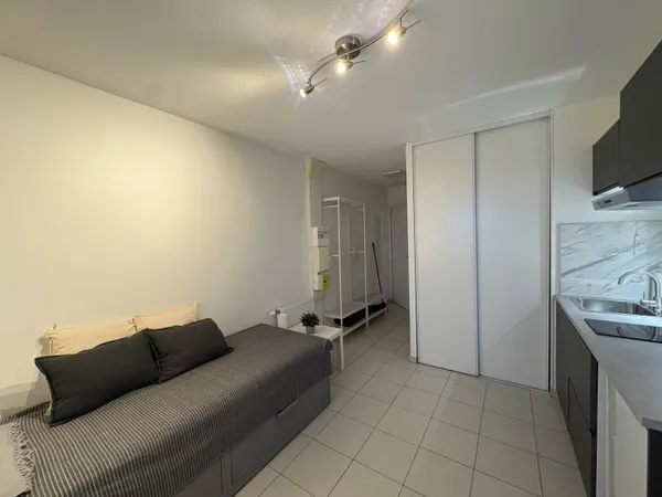 Appartement 1 pièce 18 m² 