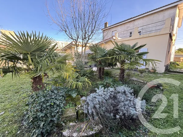 Maison 9 pièces 206 m² 