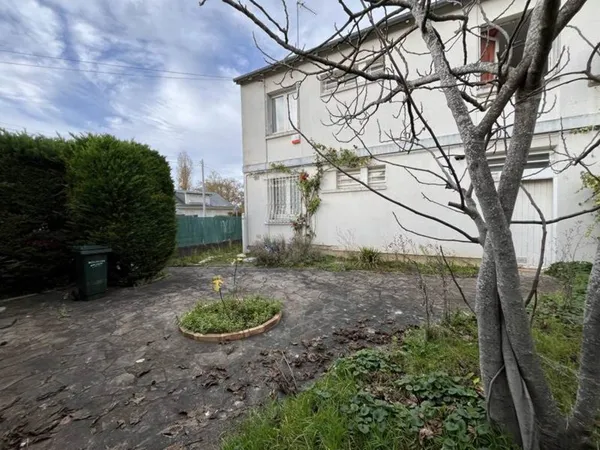 Maison de ville de 5 pièces principales 