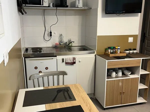 Petit studio de 17m2 meublé 