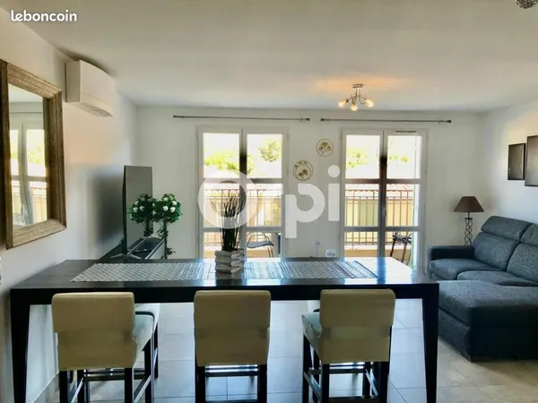 Appartement 4 pièces 77 m² 
