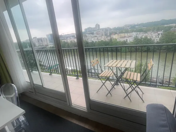 Loue appartement 