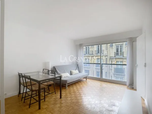 Appartement 1 pièce 29 m² 