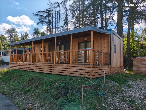 Superbe châlet mobil-home neuf 
