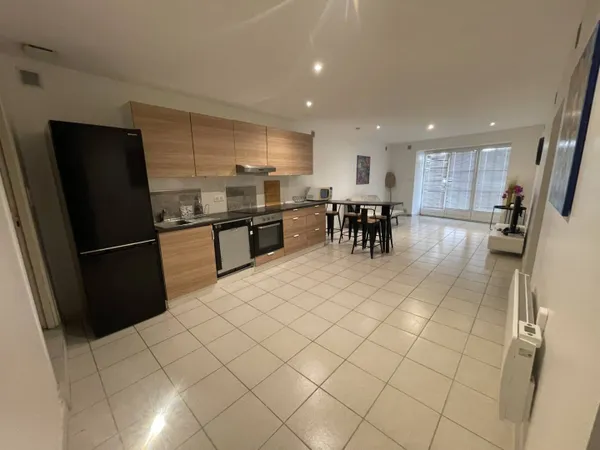 Appartement 2 pièces 68 m² 