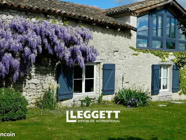 Maison 11 pièces 365 m² 