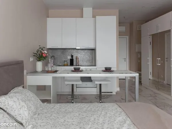 Studio 1 pièce 19 m² 