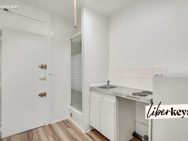 Chambre 1 pièce 8 m² 