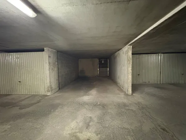 Parking - Garage Vente Villeurbanne   16900€