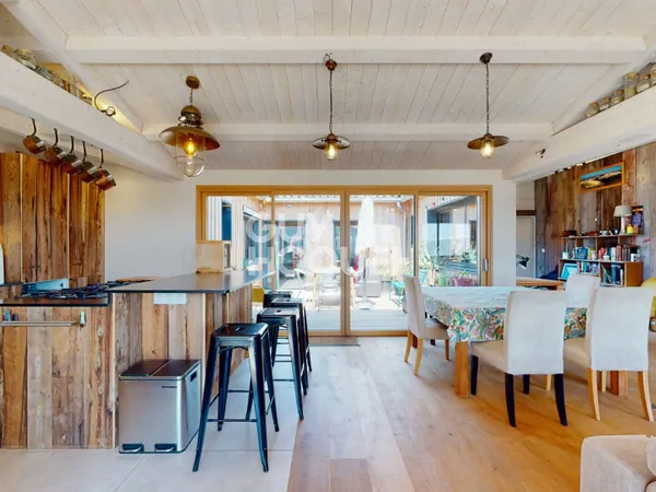 Maison 6 pièces 140 m² 