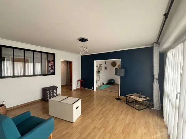 Appartement 4 pièces 80 m² 