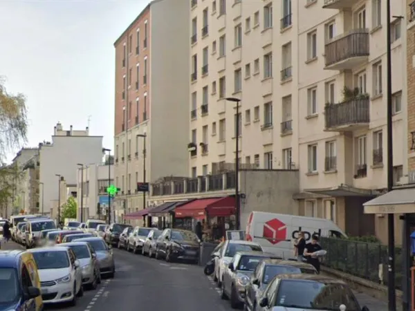 Boutique 2 pièces 150 m² 