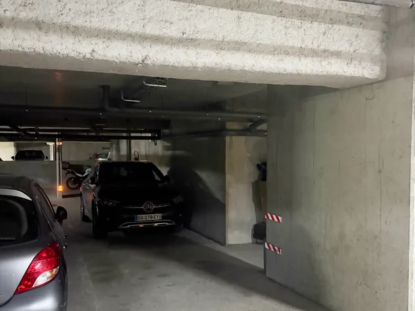 Parking 15 m² 