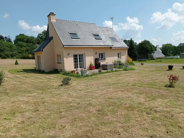 Maison contemporaine 7 pièces 108 m² 