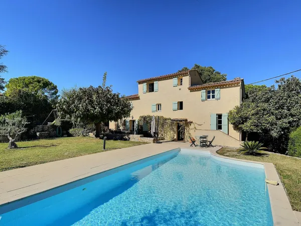 Maison 6 pièces 200 m² 