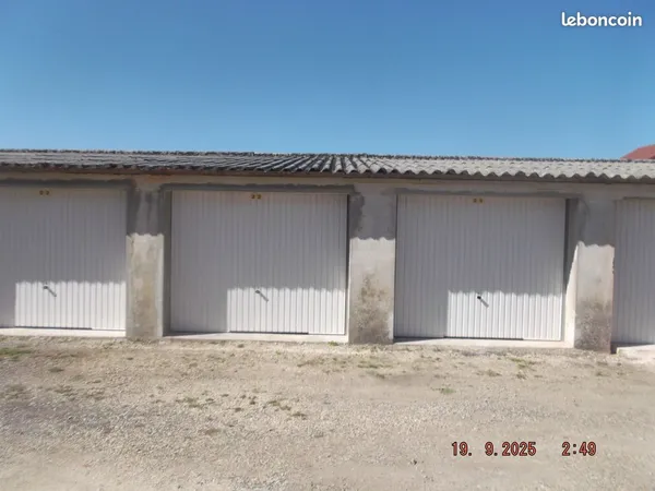 Parking - Garage Location Suippes   50€