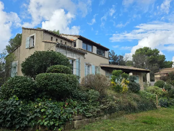 Maison à rénover NOVES 